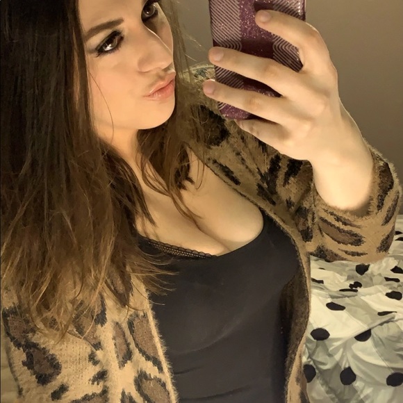 Meet your Posher, Jana - Picture 1 of 1